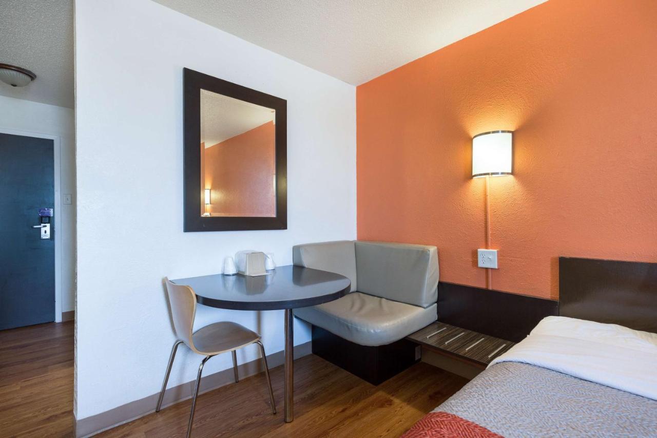 Motel 6-Lincoln, Il מראה חיצוני תמונה