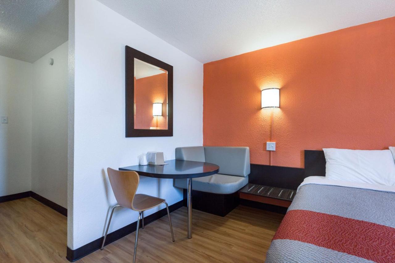 Motel 6-Lincoln, Il מראה חיצוני תמונה
